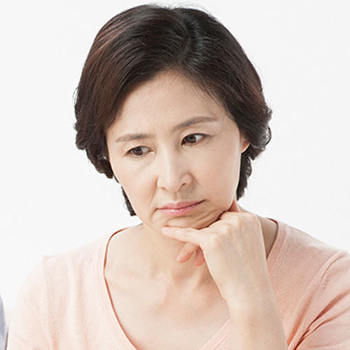 매년 100여건의<br />
자궁내막조직검사 진행